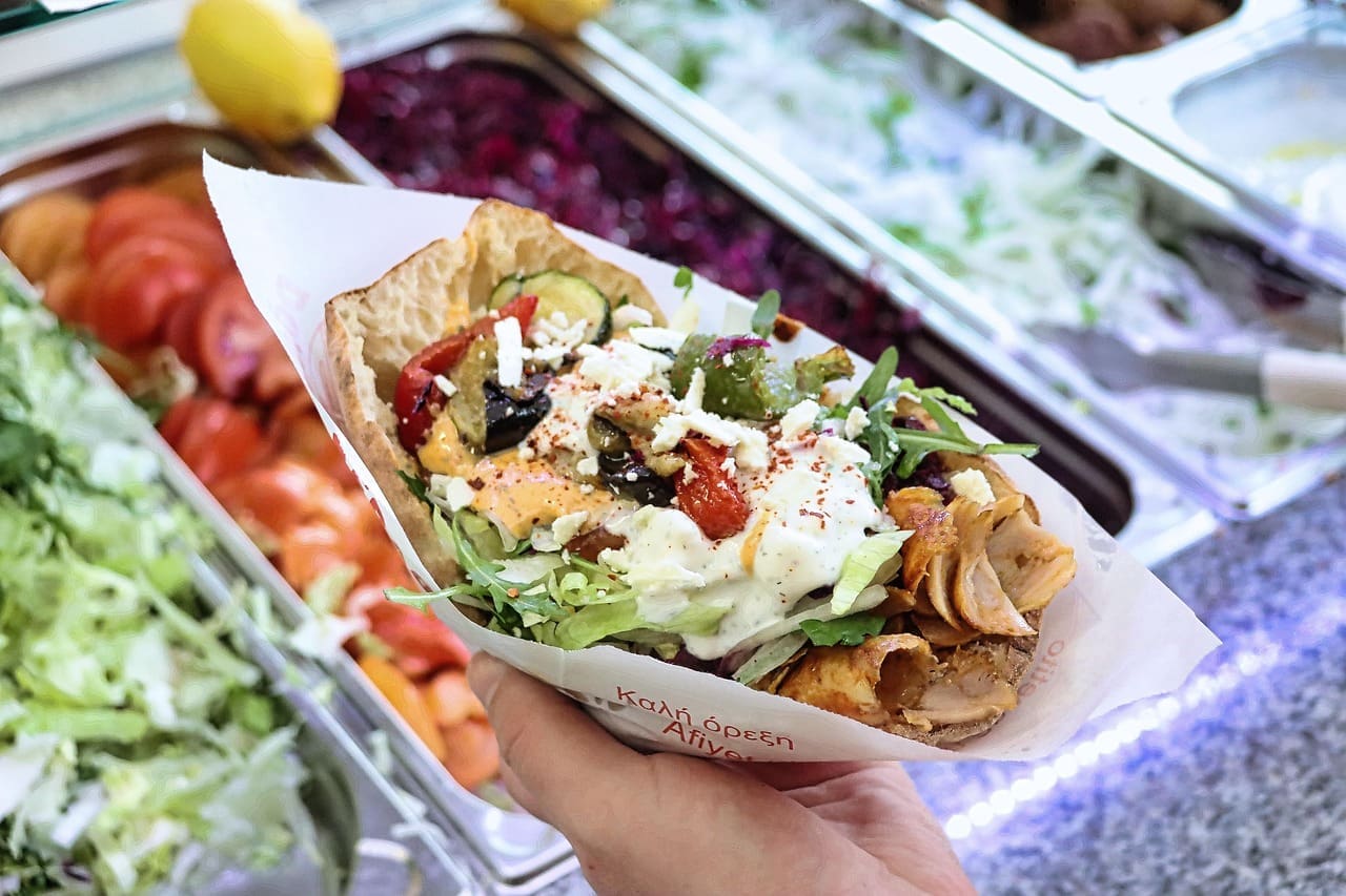 23. Falafel Döner mit Dönerfleisch