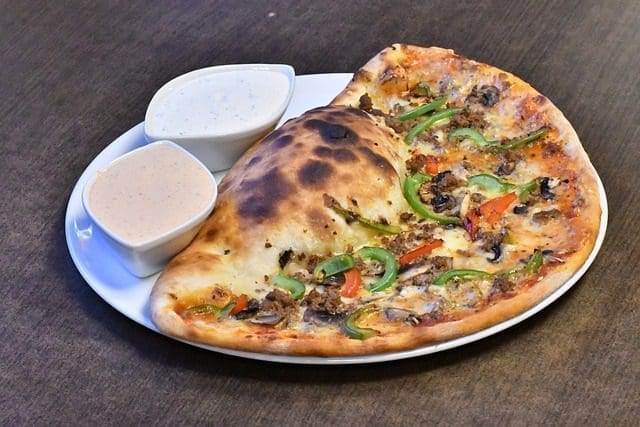 64. Döner Calzone mit Schinken und Paprika